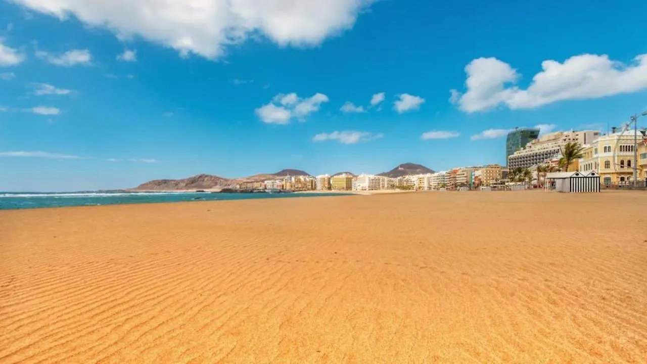 Playa Canteras Samperez Las Palmas de Gran Canaria