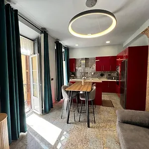 Alma De 2br With Art History & Comfort In The Heart Of The Apartamento Málaga